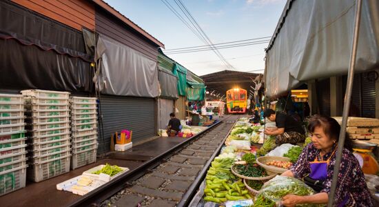 Mae Klong Railway Market Local
